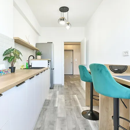 Ada Homes 08