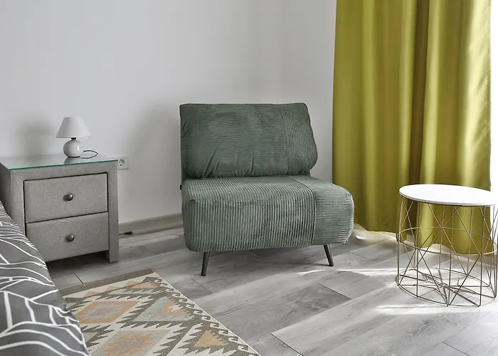 Ada Homes 08 公寓 *